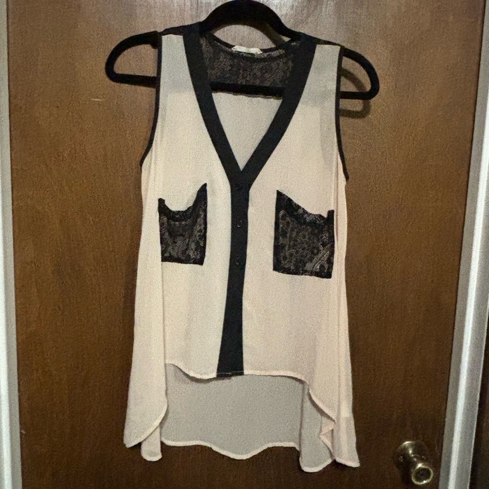 EUC - Nicolette Sleeveless Cream colored Sheer with Black lace Top Size Small